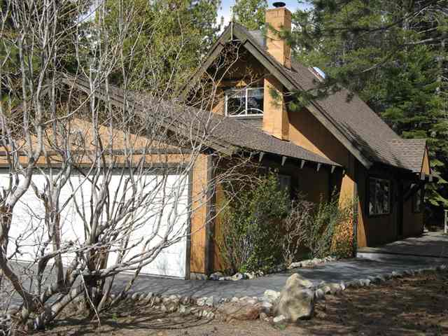 275 Elm St photo 3