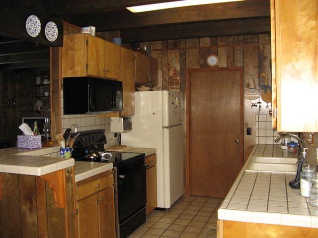 275 Elm St photo 5