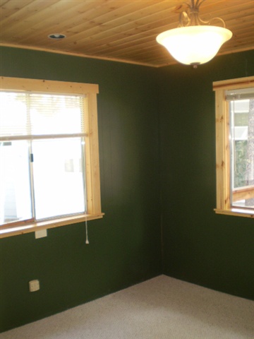 481 Elm St photo 8