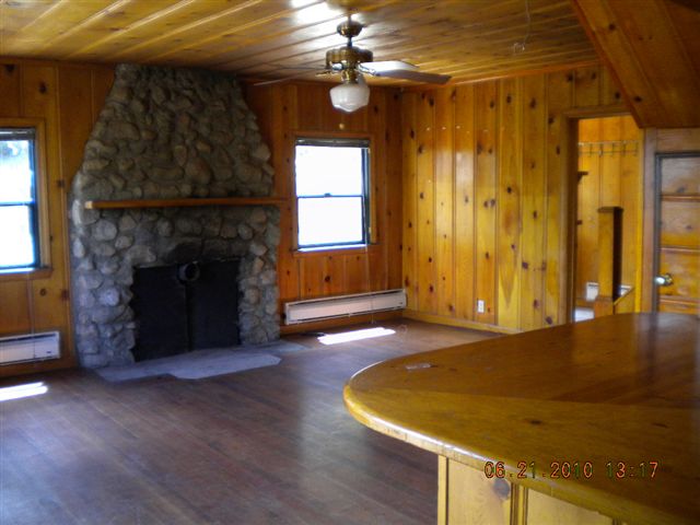8666 Mountain Dr photo 5