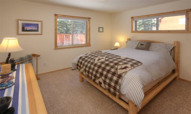 411 Gray Ave photo 6