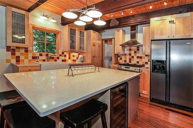 803 Pine Ridge Rd photo 5