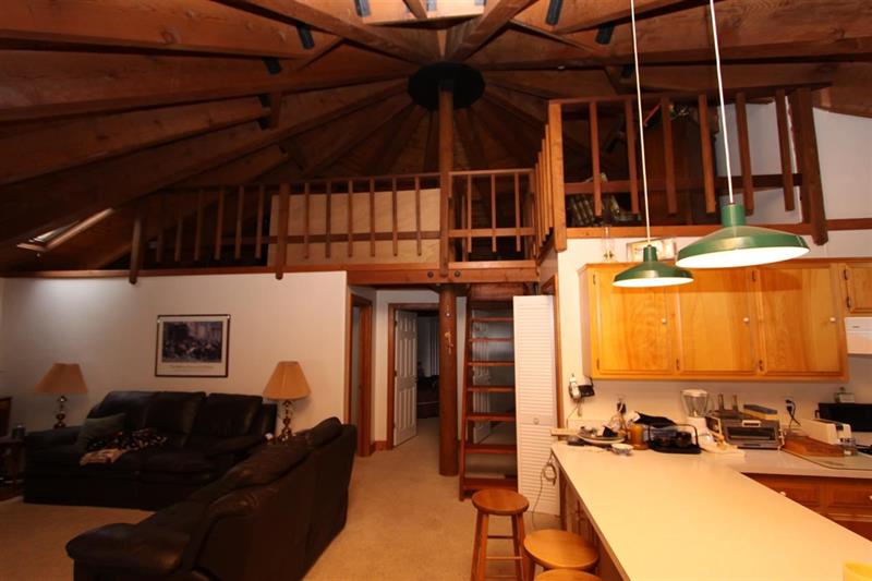 523 Robin Rd photo 6