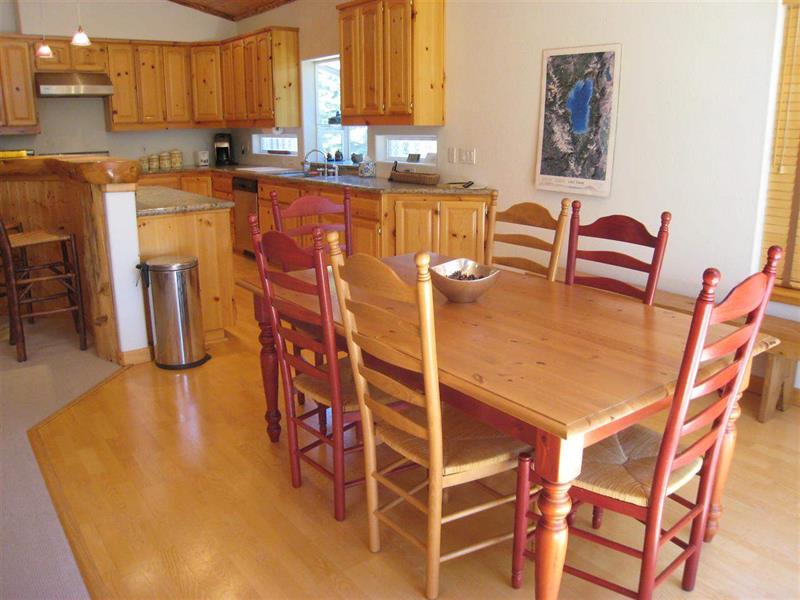 533 Robin Rd photo 7