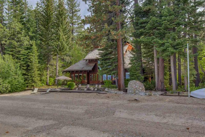 48 Moana Cir, Tahoma