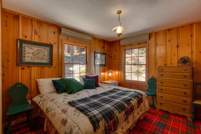 8249 Meeks Bay Ave photo 13
