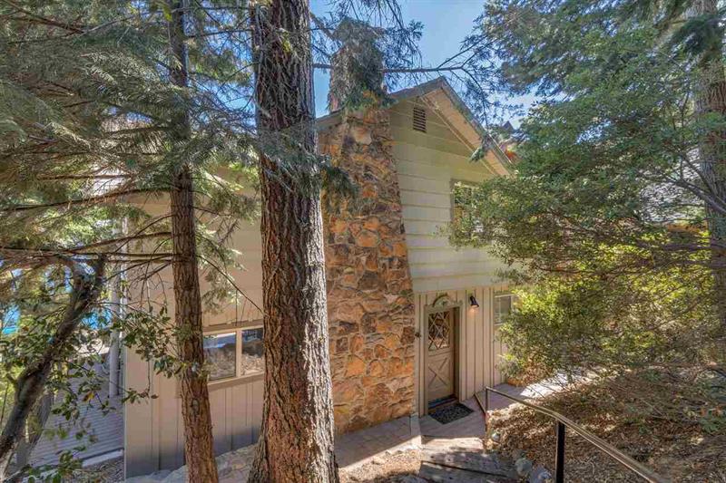 8365 Meeks Bay Ave photo 13