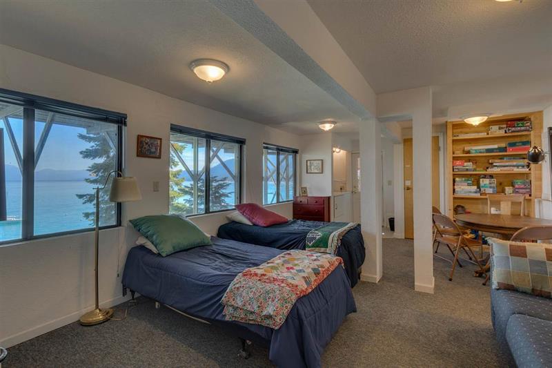 8365 Meeks Bay Ave photo 8