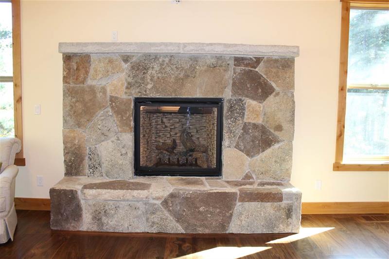 366 Grizzly Ct photo 3