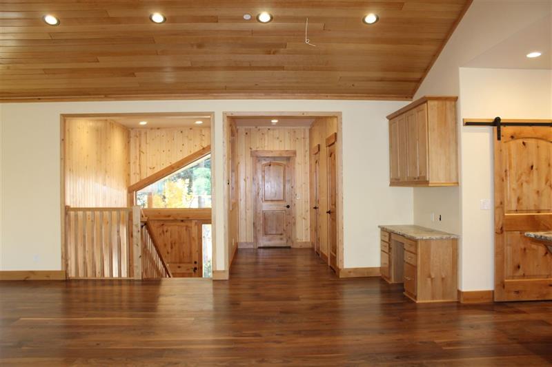 366 Grizzly Ct photo 4