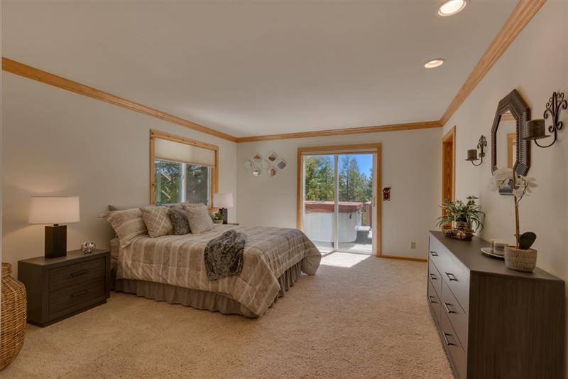 8671 Mountain Dr photo 10