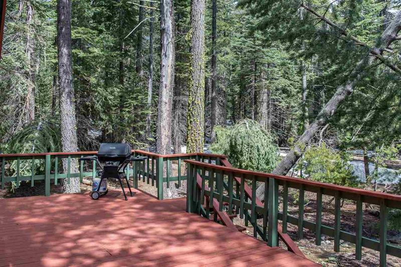 510 Robin Rd photo 3