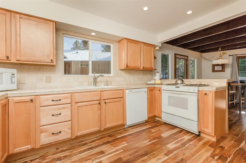 368 Grizzly Ct, Tahoma