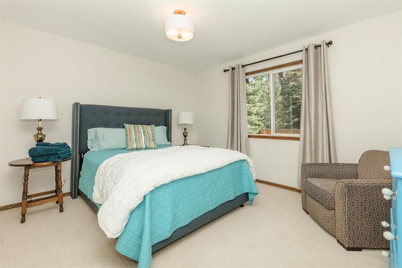 368 Grizzly Ct photo 5