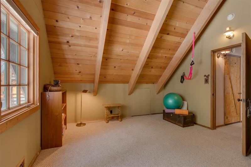 810 Evergreen Way photo 10