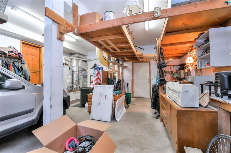 290 Oak St photo 7