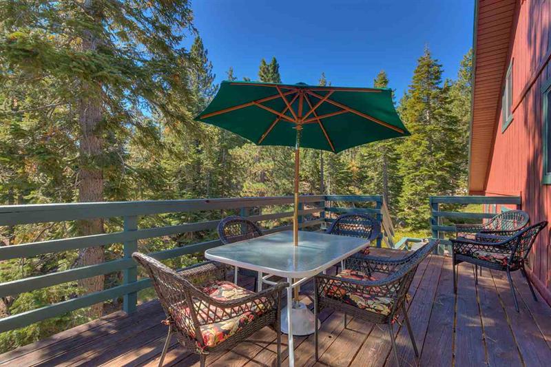 454 Sweetwater Dr photo 12