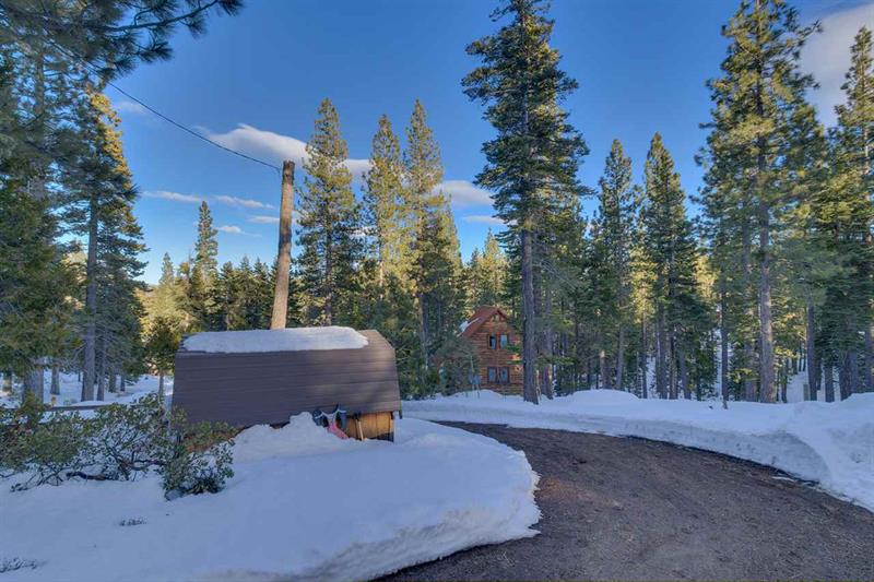 4015 Amanda Ln photo 16