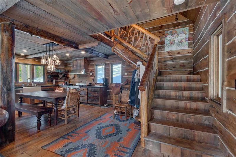 4015 Amanda Ln photo 3