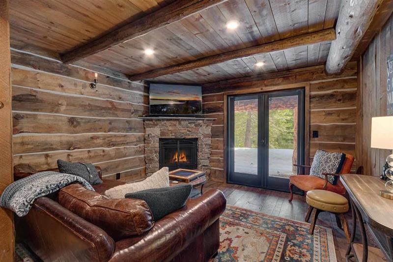 4015 Amanda Ln photo 7