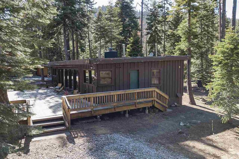 352 Sierra Dr, Tahoma