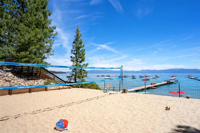 446 Sierra Dr photo 17