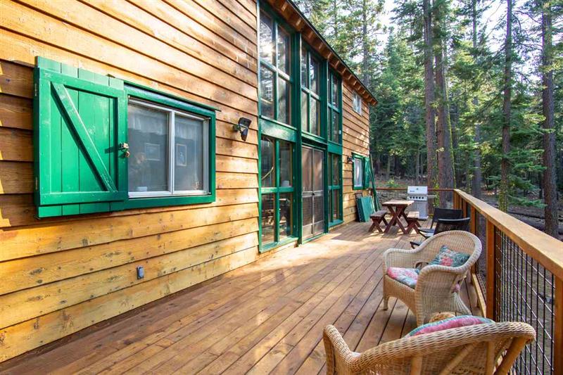 446 Sierra Dr photo 3