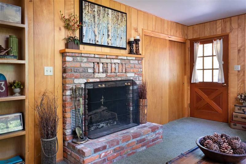409 Sierra Dr photo 4