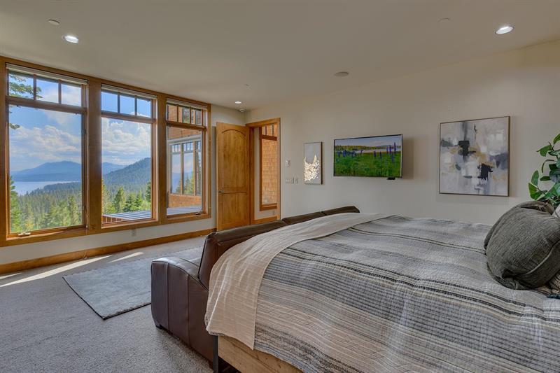 1733 Tahoe Park Heights Dr — photo 18