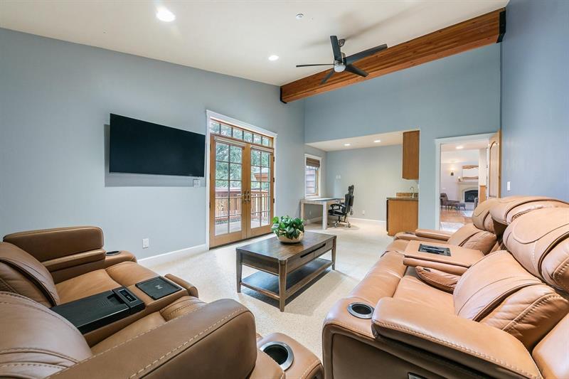 520 Virginia Dr — photo 12