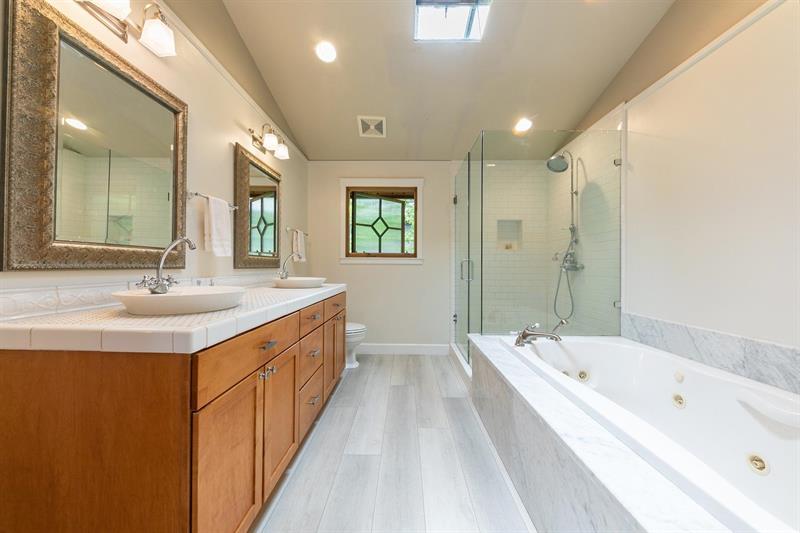 520 Virginia Dr — photo 14