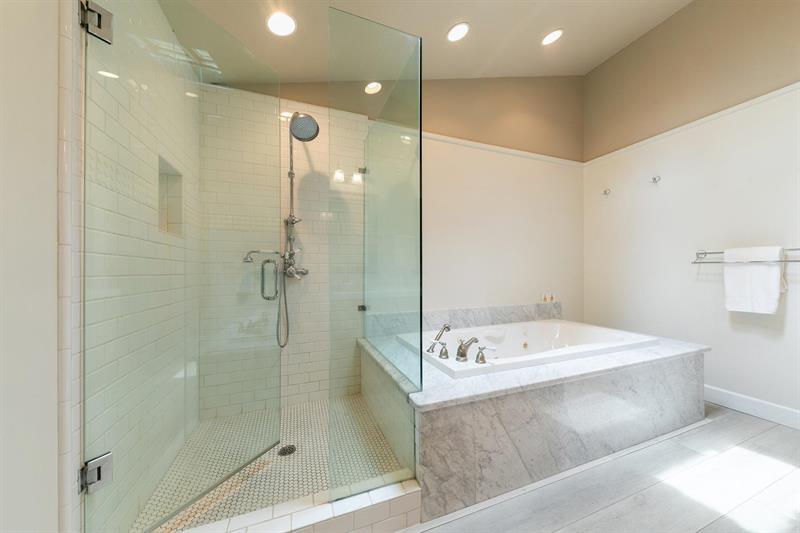 520 Virginia Dr — photo 15