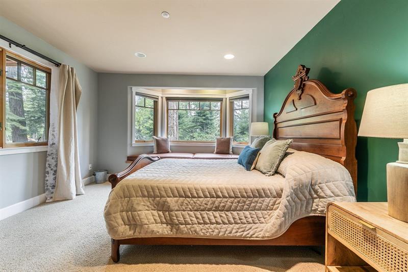 520 Virginia Dr — photo 18