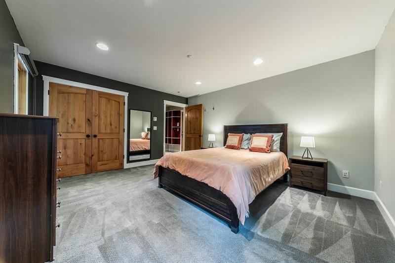 520 Virginia Dr — photo 19