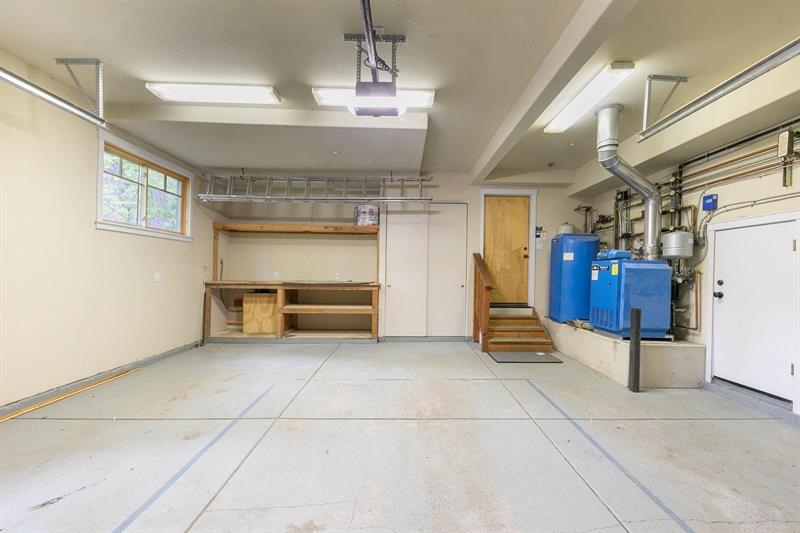 520 Virginia Dr — photo 28